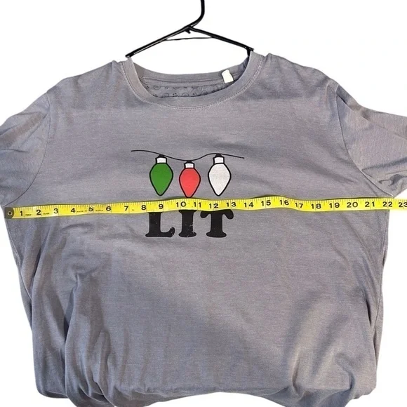 Women's Christmas Long Sleeve Top “LIT” Distressed Gray Light Bulbs Size-M EUC - Picture 7 of 8
